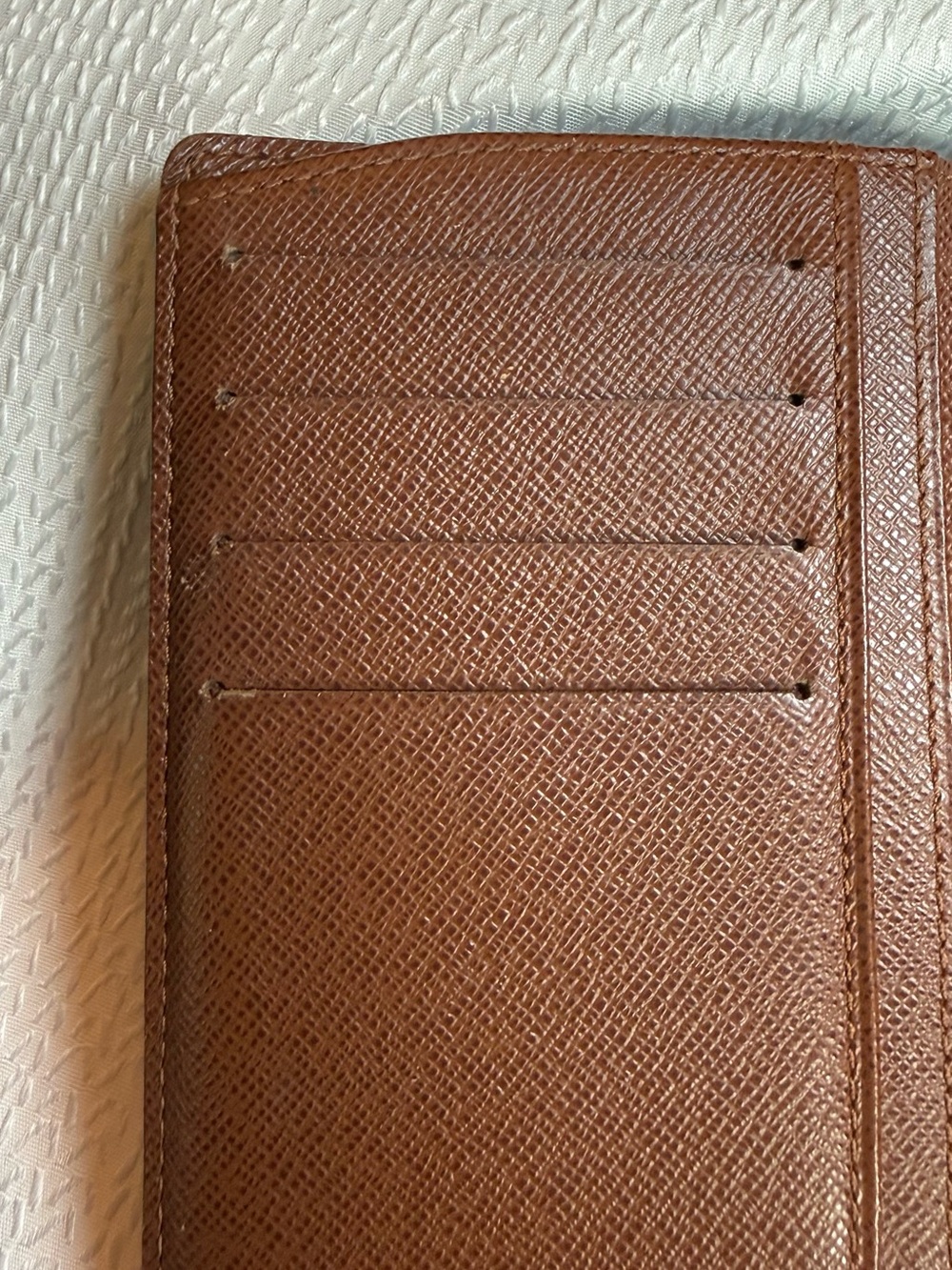 Louis Vuitton Monogram Kiss-lock Bifold Wallet - Picture 7 of 15
